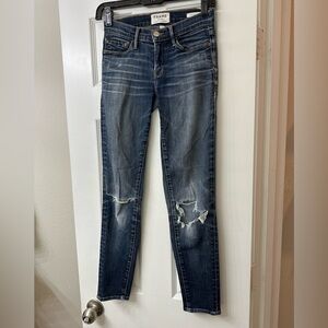 Frame jeans. Le Skinny De Jeanne